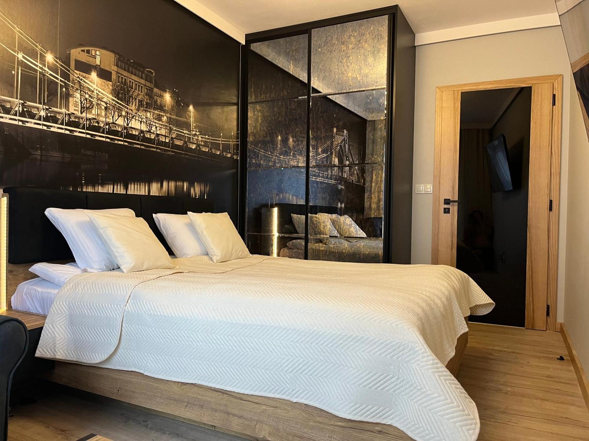 Jesionowe Apartamenty Nad Odra, Stare Miasto, Sauna W Jednym, Klimatyzacja , Garaz Podziemny 0 Zl, Odra River , Old Town, New Building, Air Conditioning, Sauna-One, Underground Garage Free Wroclaw Luaran gambar