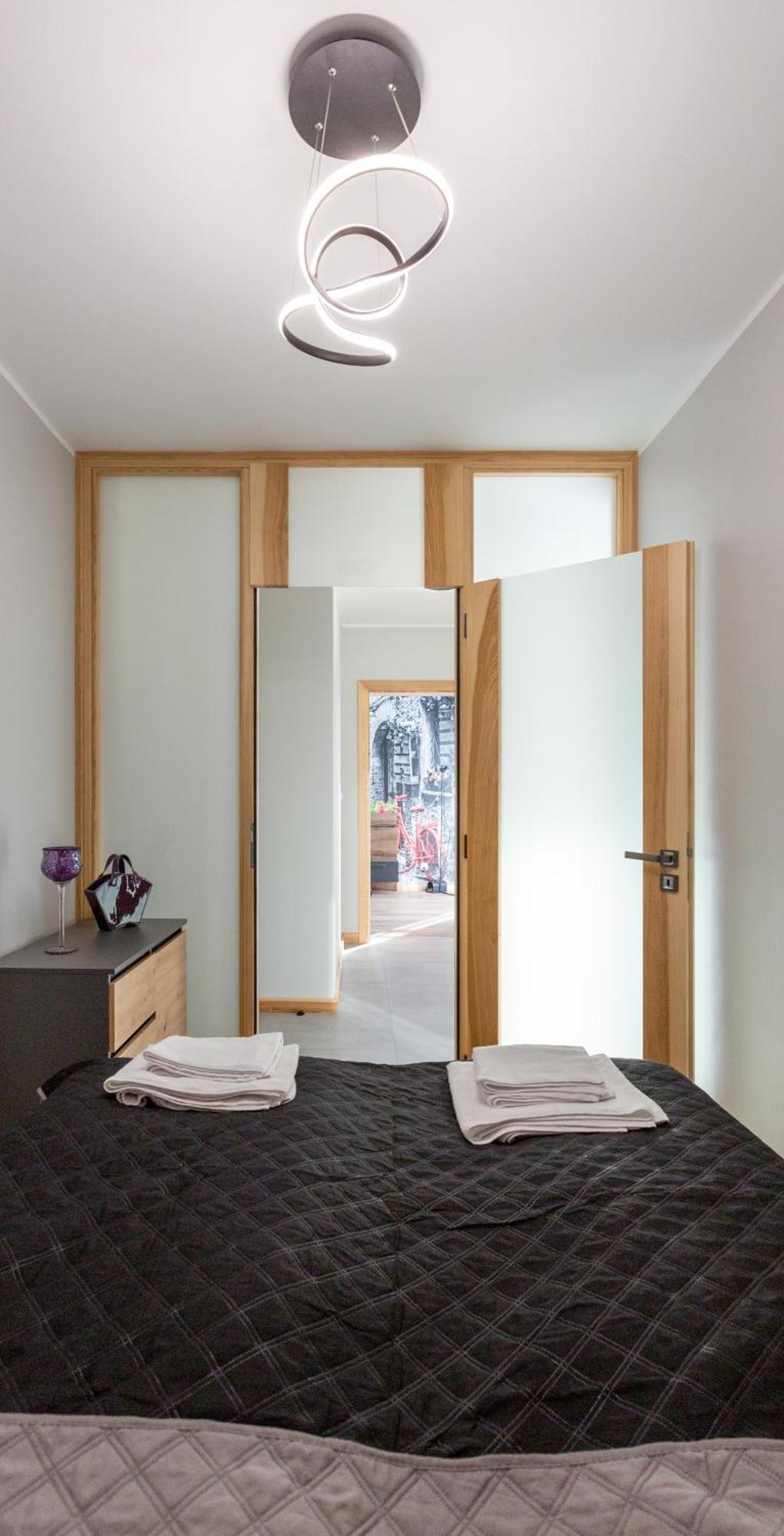 Jesionowe Apartamenty Nad Odra, Stare Miasto, Sauna W Jednym, Klimatyzacja , Garaz Podziemny 0 Zl, Odra River , Old Town, New Building, Air Conditioning, Sauna-One, Underground Garage Free Wroclaw Luaran gambar